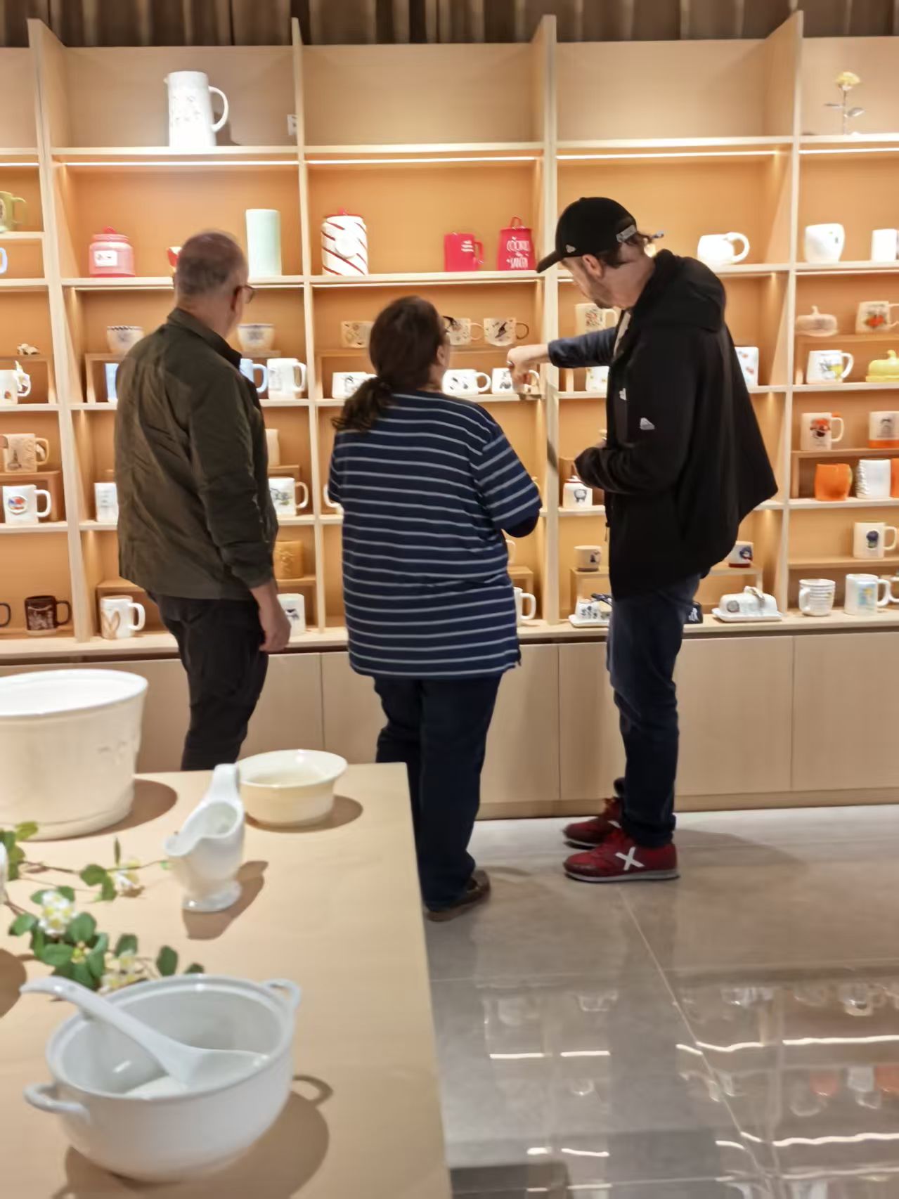Overseas Clients Conduct In-Depth Inspection, Deepening European Market Presence | Spanish Customers Visit Our Factory for Cooperation Talks